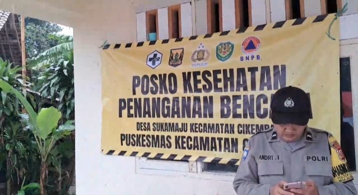 HSI BERBAGI-SMA IT IDN Giat Daksos Bantu Penyintas Sukabumi