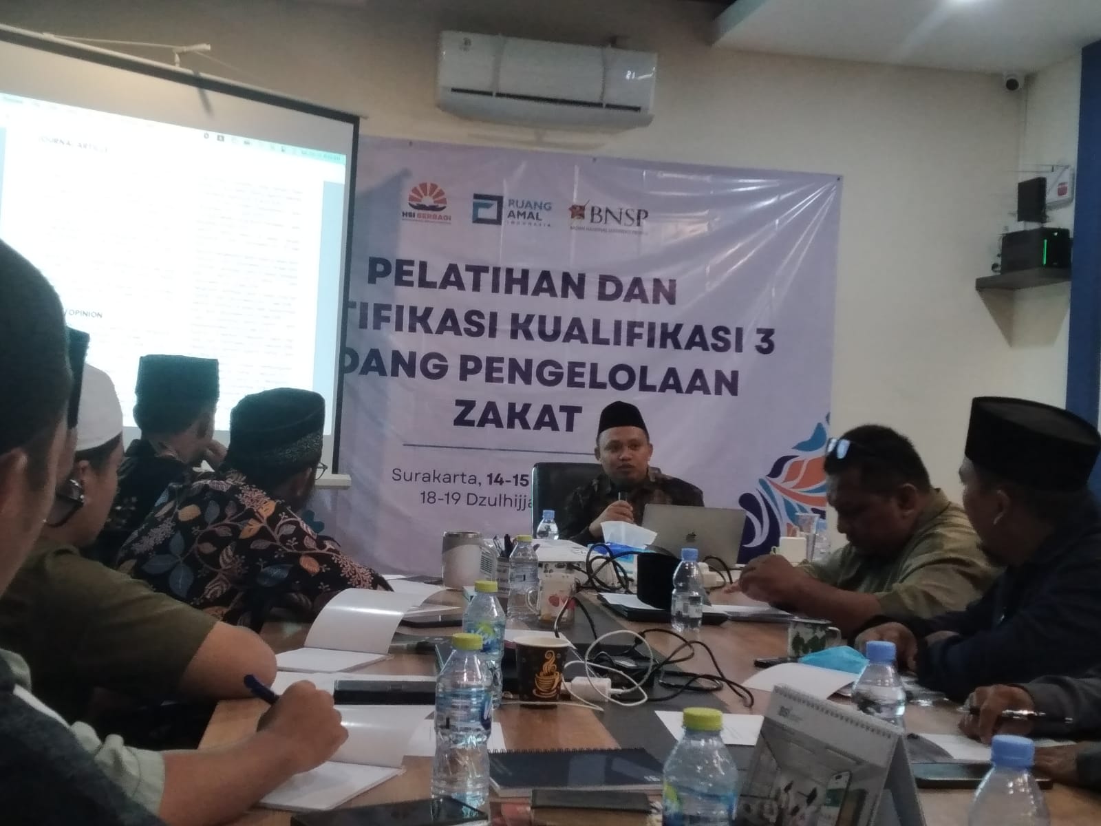 Sertifikasi Nasional, HSI BERBAGI Tingkatkan Kompetensi Amil Zakat